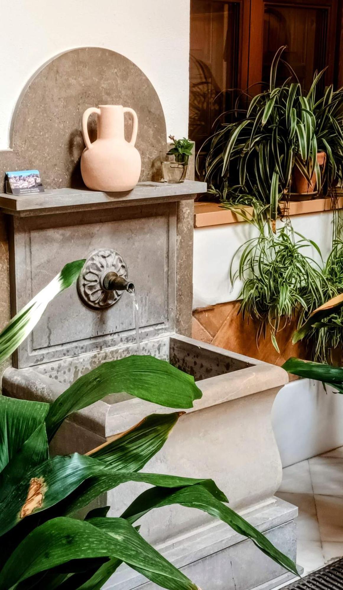 Apartamentos Alhambra Гранада Екстериор снимка